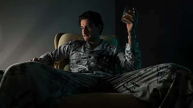 Snapshot of Keen___Luckystrike chatting on 02-05-25, 06:59 Keen Luckystrike online show from 02-05-25, 06:59