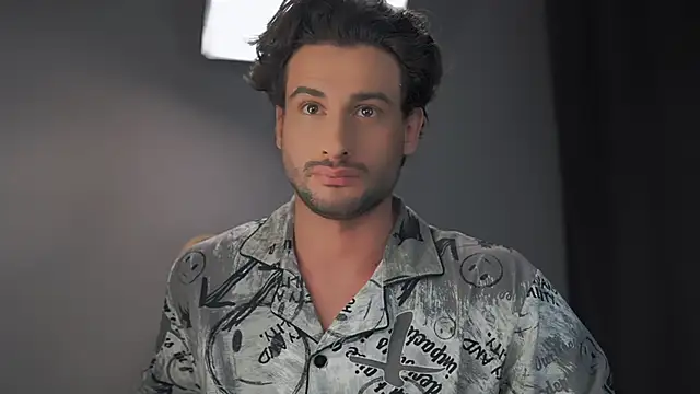 Snapshot of Keen___Luckystrike chatting on 02-08-25, 11:45 Keen Luckystrike online show from 02-08-25, 11:45