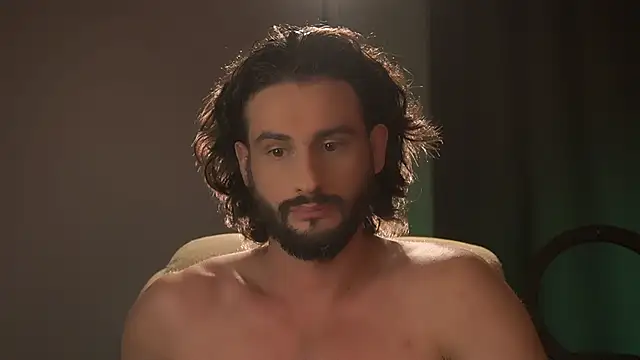 Snapshot of Keen___Luckystrike chatting on 09-26-25, 11:31 Keen Luckystrike online show from 09-26-25, 11:31