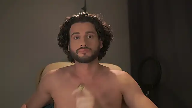 Snapshot of Keen___Luckystrike chatting on 12-05-25, 06:15 Keen Luckystrike online show from 12-05-25, 06:15