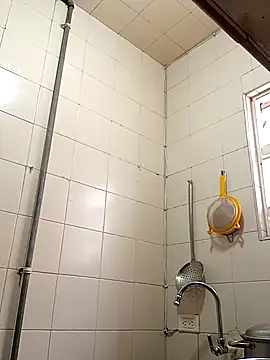 Snapshot of kelly_dirty_ chatting on 10-01-25, 05:08 kelly dirty online show from 10-01-25, 05:08