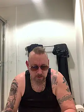 Littledick007007 online show from 01-09-26, 12:52