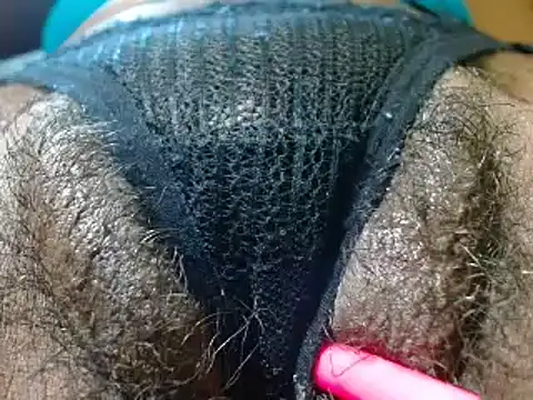 Snapshot of bethanywilson_23 chatting on 02-10-25, 06:56 bethanywilson 23 online show from 02-10-25, 06:56