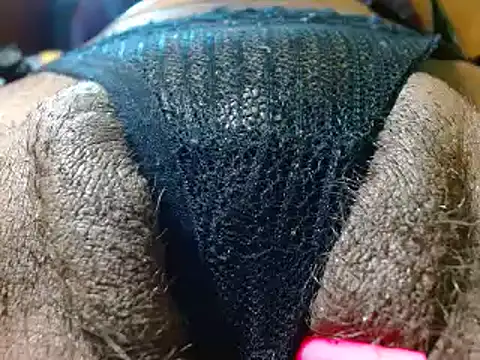 Snapshot of bethanywilson_23 chatting on 03-16-25, 02:11 bethanywilson 23 online show from 03-16-25, 02:11