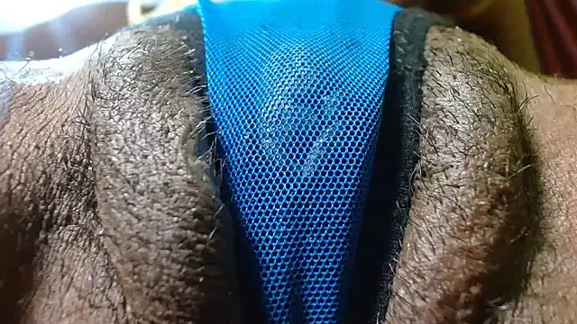 Snapshot of bethanywilson_23 chatting on 10-19-25, 01:45 bethanywilson 23 online show from 10-19-25, 01:45