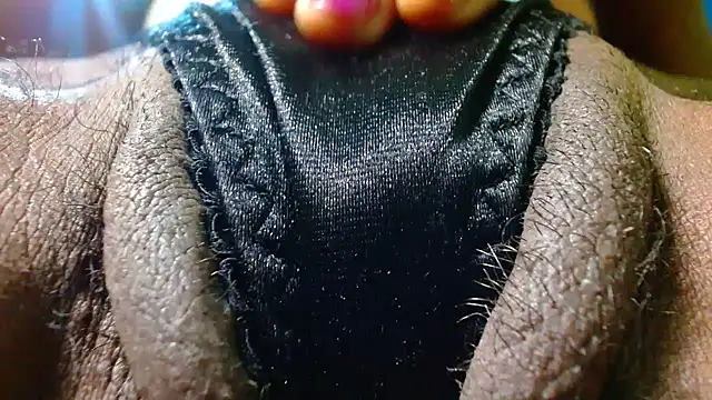 Snapshot of bethanywilson_23 chatting on 11-04-25, 12:26 bethanywilson 23 online show from 11-04-25, 12:26