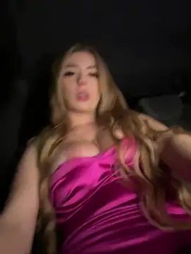 Snapshot of tinker_exotic_1 chatting on 02-23-25, 04:17 tinker exotic 1 online show from 02-23-25, 04:17