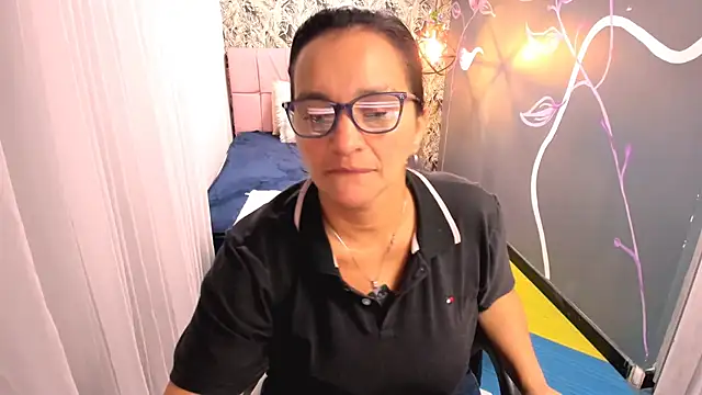 MarilynMiilf  online show from 03-10-25, 10:34