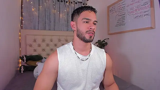 Snapshot of Josseph1_ chatting on 12-13-24, 01:15 Josseph1 online show from 12-13-24, 01:15