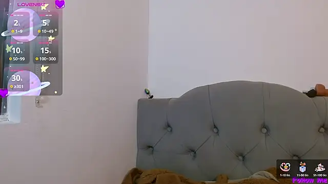 Red-moon1 online show from 01-04-25, 04:54