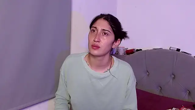 Red-moon1 online show from 09-19-25, 04:36