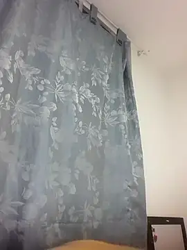 Snapshot of sophiaamethystt chatting on 01-09-25, 02:43 sophiaamethystt online show from 01-09-25, 02:43