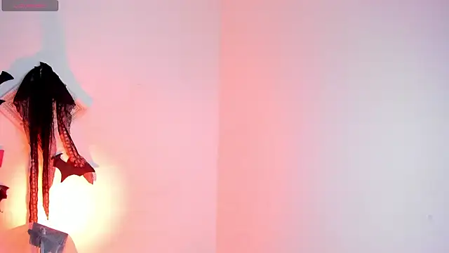 Snapshot of sophiaamethystt chatting on 10-09-25, 09:02 sophiaamethystt online show from 10-09-25, 09:02