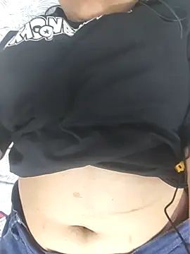 Snapshot of Telugutransandgirlcouples chatting on 02-12-25, 09:11 Telugutransandgirlcouples online show from 02-12-25, 09:11