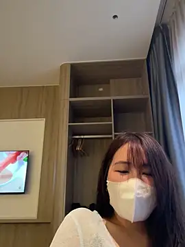 Onee-Chew online show from 05-10-26, 10:42