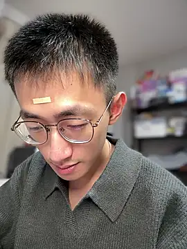 Snapshot of lewdAboyKawaii chatting on 10-26-25, 09:15 lewdAboyKawaii online show from 10-26-25, 09:15