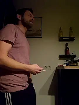 Mjn34 online show from 11-26-25, 06:36