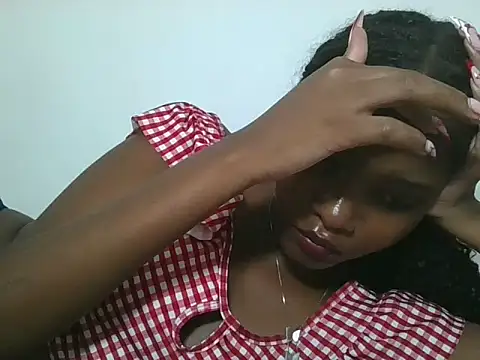 Snapshot of sexyjanett chatting on 05-27-26, 05:21 sexyjanett online show from 05-27-26, 05:21