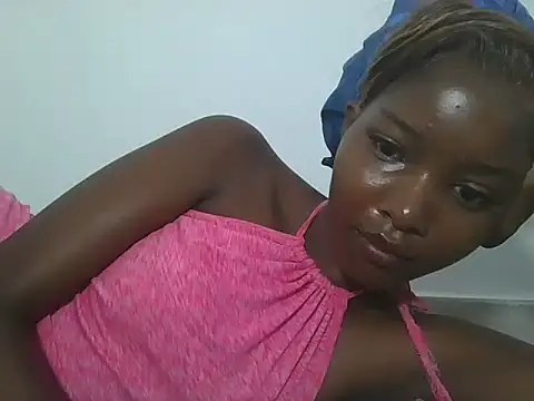 Snapshot of sexyjanett chatting on 06-07-26, 11:03 sexyjanett online show from 06-07-26, 11:03