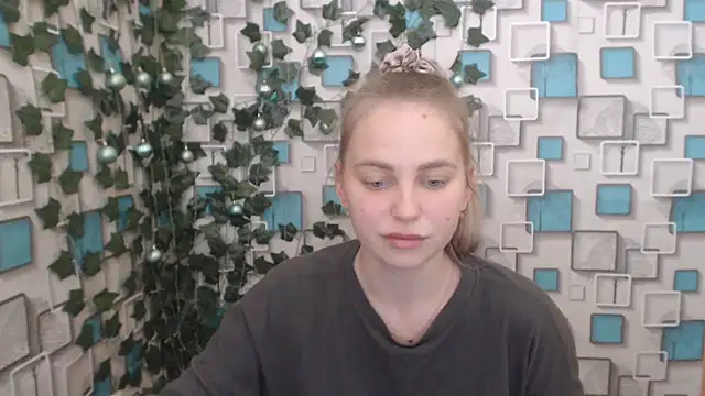 klerkarina online show from 01-10-25, 07:57