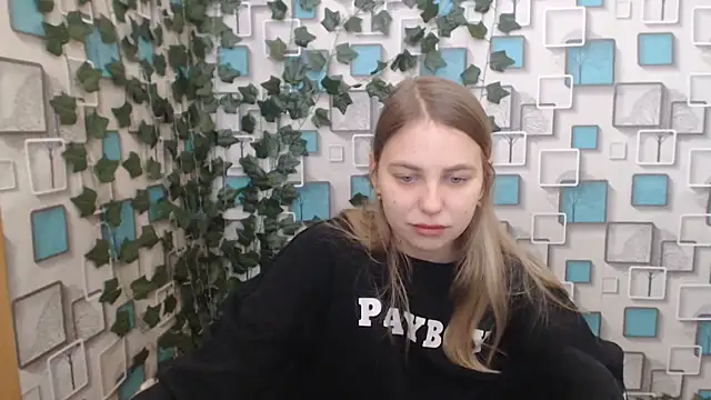 klerkarina online show from 02-19-25, 06:11