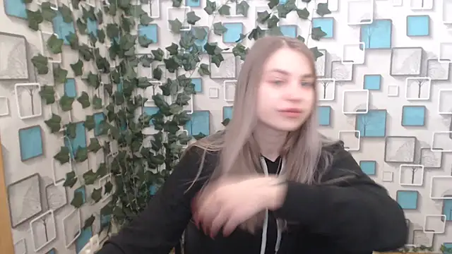 klerkarina online show from 02-22-25, 05:44