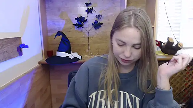 klerkarina online show from 11-03-25, 06:14