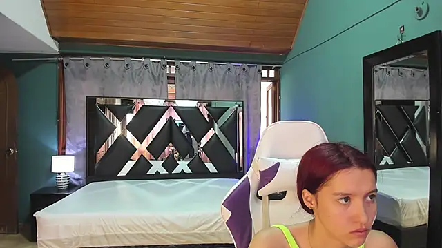 Linda4Petite online show from 03-01-25, 06:00