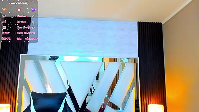 Linda4Petite online show from 09-26-25, 06:12