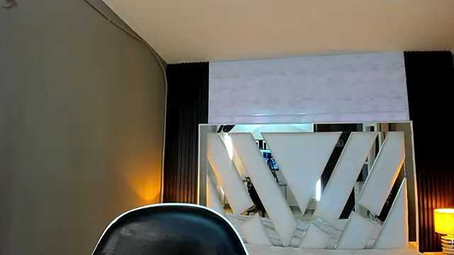 Linda4Petite online show from 03-10-26, 06:24