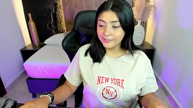 Snapshot of abby_miller26 chatting on 01-25-25, 12:26 abby miller26 online show from 01-25-25, 12:26