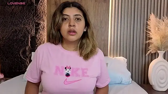 Snapshot of abby_miller26 chatting on 11-15-25, 12:34 abby miller26 online show from 11-15-25, 12:34