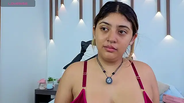 Snapshot of abby_miller26 chatting on 12-05-25, 01:09 abby miller26 online show from 12-05-25, 01:09