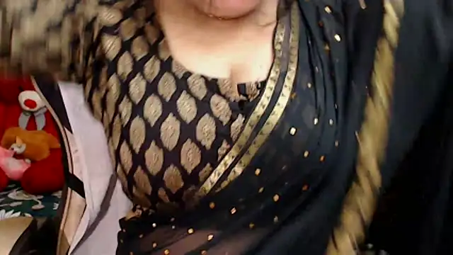 Naughty Kashish online show from 11-10-25, 06:34