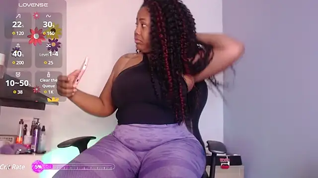 Snapshot of niawk_ chatting on 02-11-25, 11:43 niawk  online show from 02-11-25, 11:43