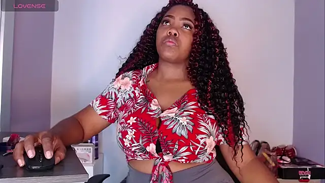 Snapshot of niawk_ chatting on 02-22-25, 11:57 niawk  online show from 02-22-25, 11:57