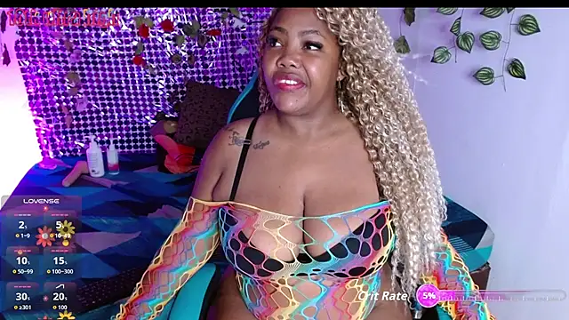 Snapshot of niawk_ chatting on 09-17-25, 01:24 niawk  online show from 09-17-25, 01:24