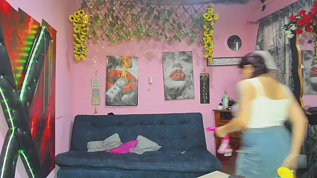 lesbiancuple online show from 04-11-26, 11:58