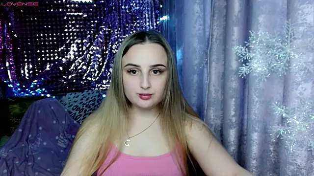 Snapshot of Careys_universe chatting on 01-28-25, 04:18 Careys universe online show from 01-28-25, 04:18