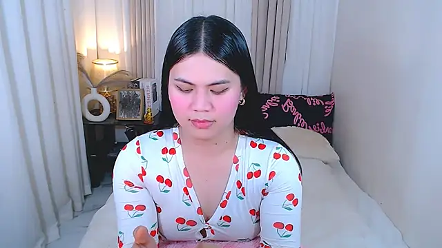 Snapshot of Mimi_Cums chatting on 10-26-25, 09:42 Mimi Cums online show from 10-26-25, 09:42