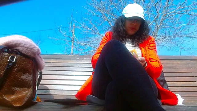 SquirtyMellissaLabia online show from 03-17-25, 09:55