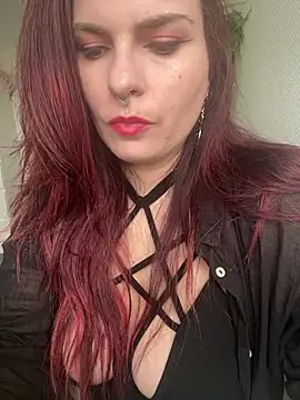 LunaMoongirl online show from 02-28-25, 02:53