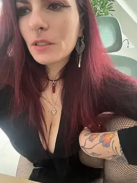 LunaMoongirl online show from 02-19-26, 09:38