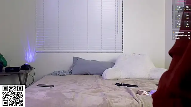 AriannaPena online show from 01-29-25, 08:18