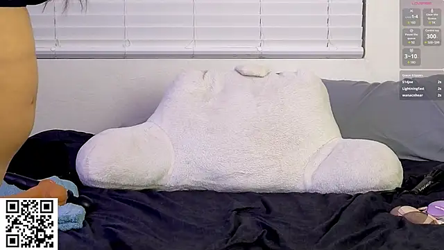 AriannaPena online show from 02-08-25, 04:36