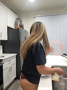 AriannaPena online show from 03-10-25, 08:48