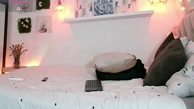 Snapshot of Dulce_Morrys chatting on 09-12-25, 02:28 Dulce Morrys online show from 09-12-25, 02:28