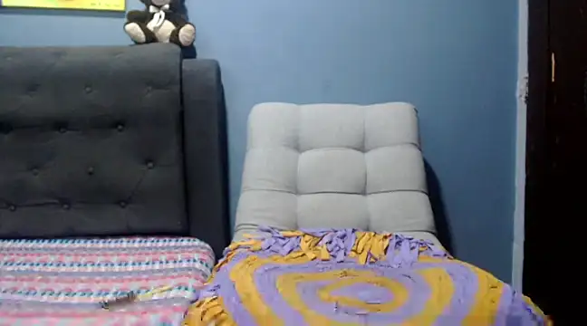 Snapshot of Kinky_FootFall chatting on 01-12-25, 12:44 Kinky FootFall online show from 01-12-25, 12:44