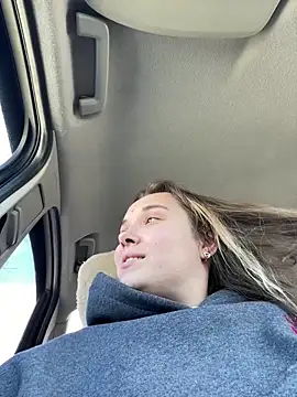 Snapshot of Sandra_SW_ chatting on 02-22-25, 11:57 Sandra SW online show from 02-22-25, 11:57