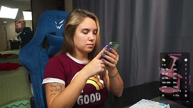 Snapshot of Sandra_SW_ chatting on 11-12-25, 07:03 Sandra SW online show from 11-12-25, 07:03